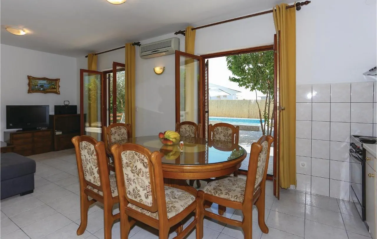 Stunning Home In Kastel Novi With Kitchen Kastela