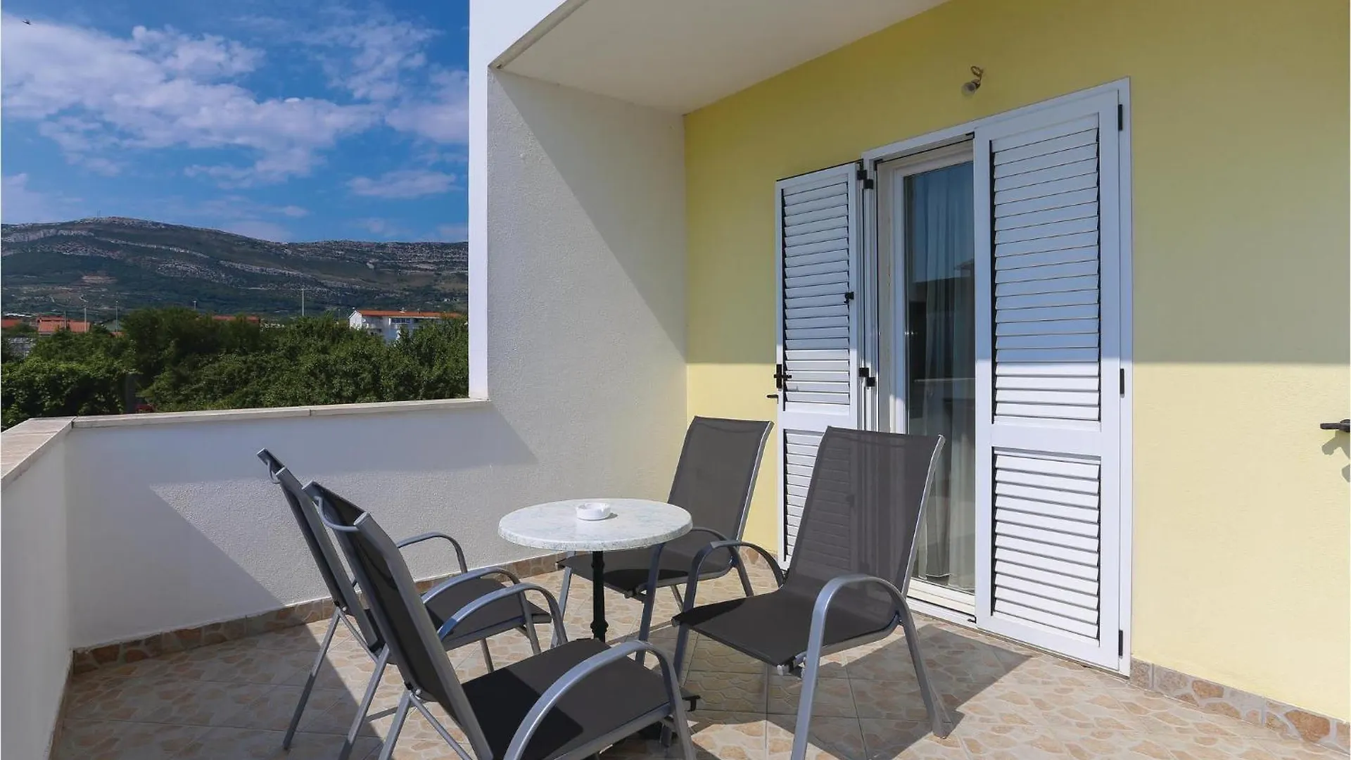 Stunning Home In Kastel Novi With Kitchen Kastela Holiday home