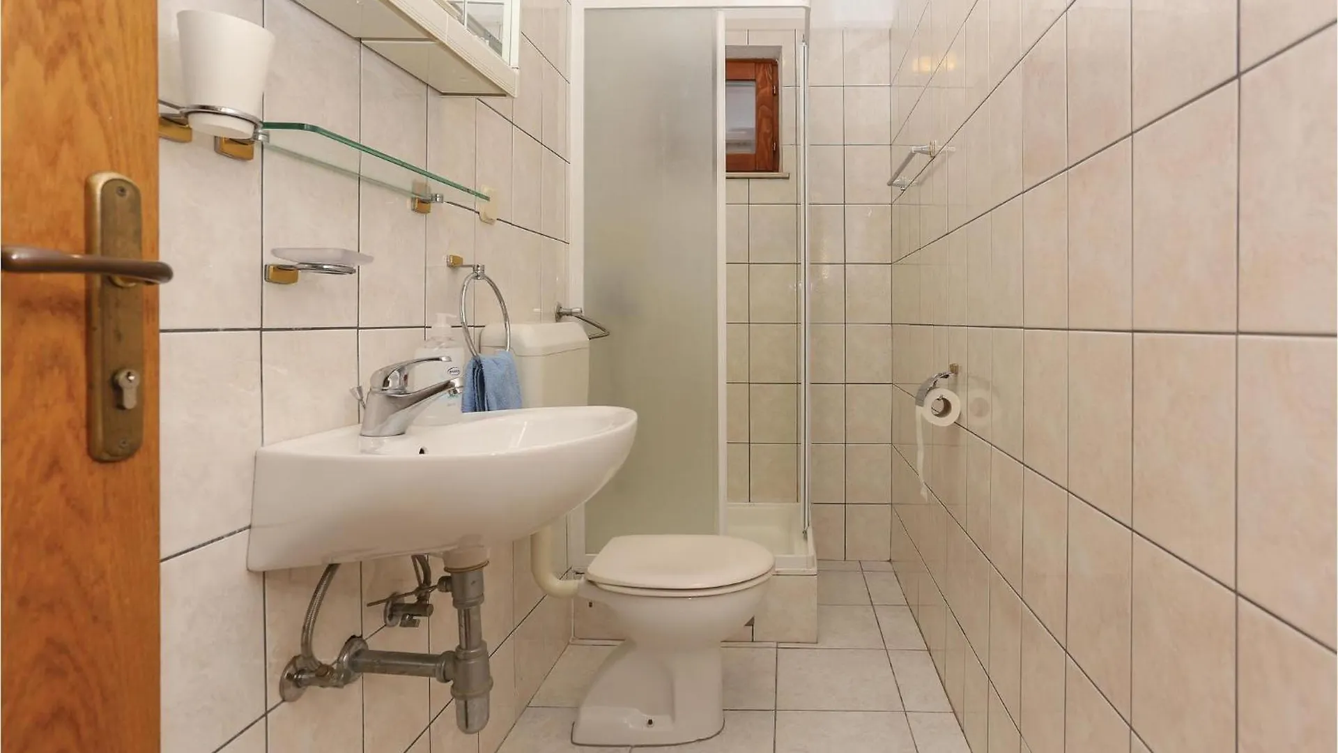Stunning Home In Kastel Novi With Kitchen Kastela 0*,