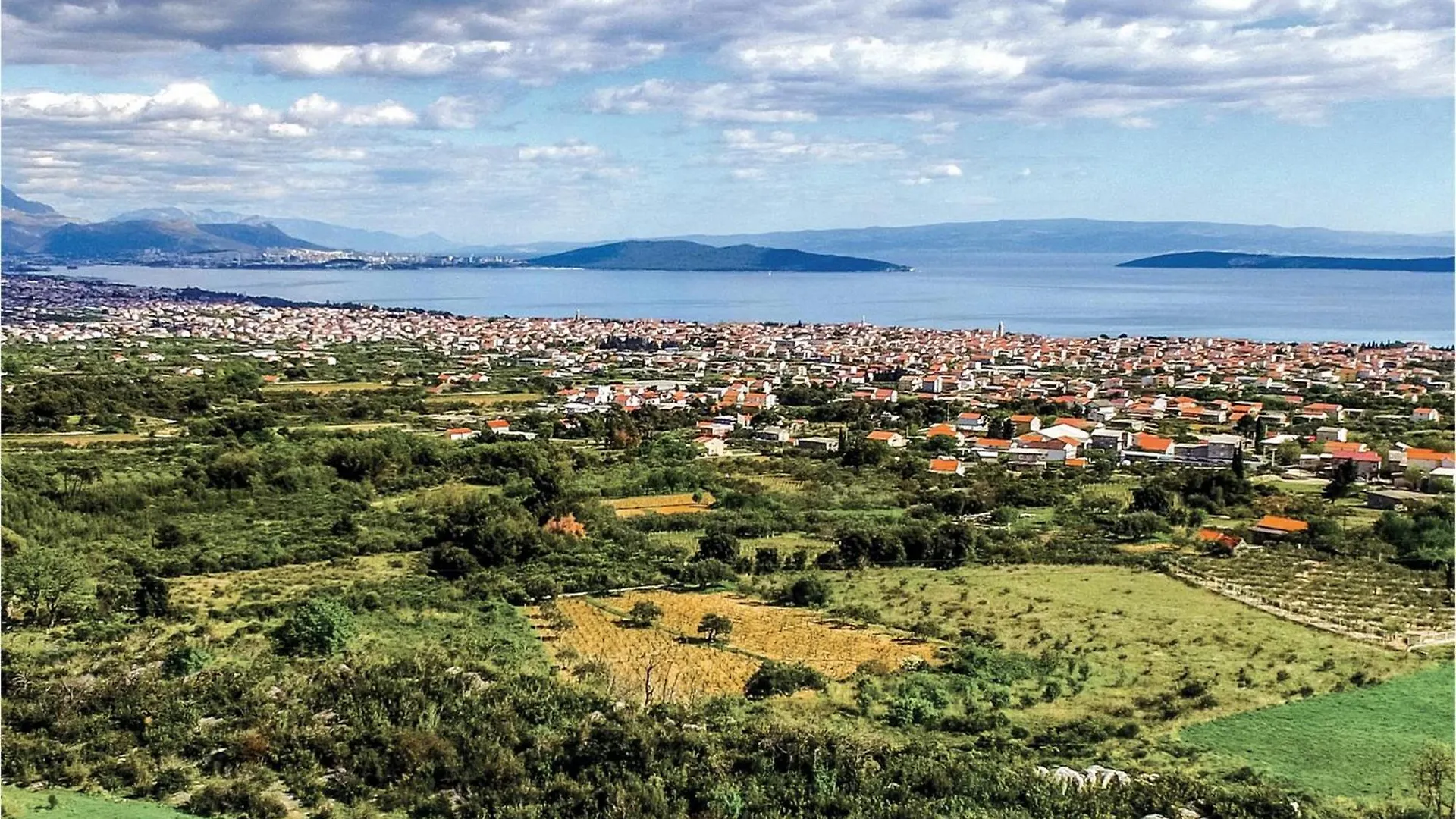 Stunning Home In Kastel Novi With Kitchen Kastela 0*,  Croatia